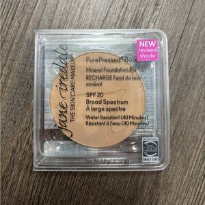 Powder refill riviera